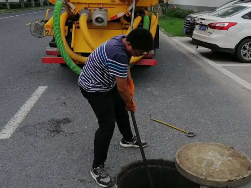 义蓬，靖江街道专业疏通清洗维修管道，清污抽粪